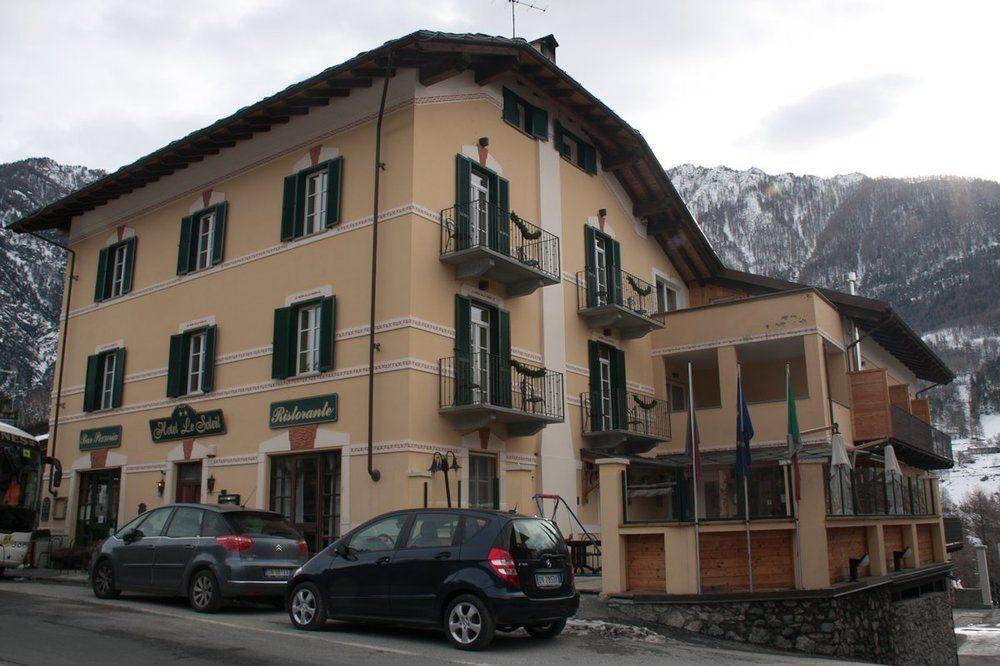 Hotel Le Soleil Challand-Saint-Anselme Exterior foto